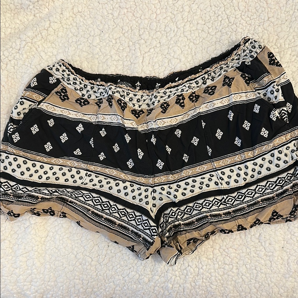 Old Navy High Waist Black and Tan Shorts